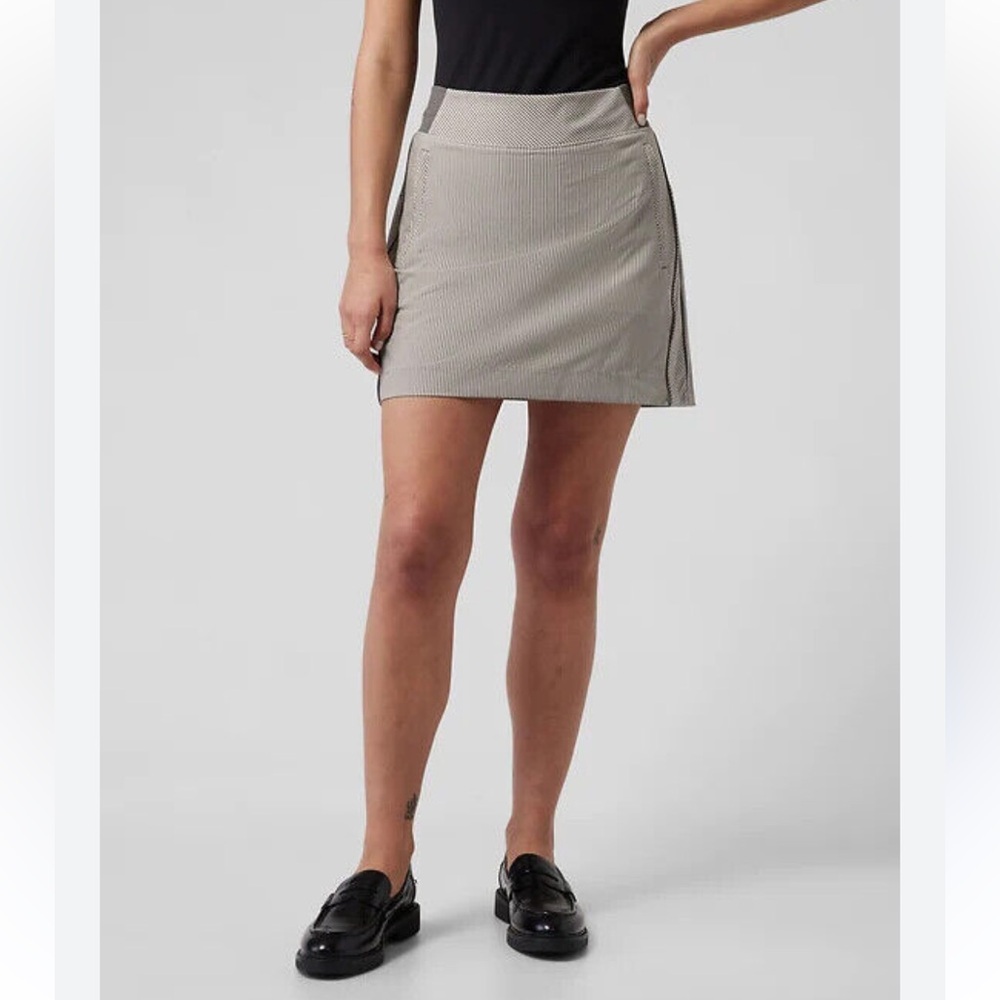 NWT Athleta Brooklyn Textured Stripe 16” Skort